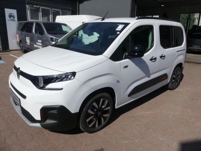 Berlingo MAX Diesel 130 Automatic - bílá