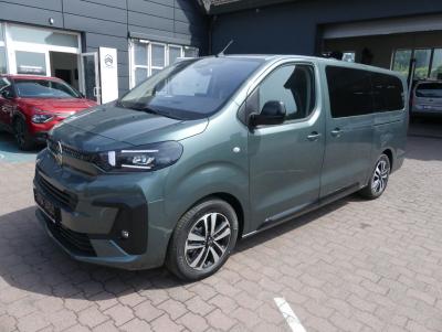 SpaceTourer SHINE L3 2.2 BlueHDi 180 VIP 7 míst